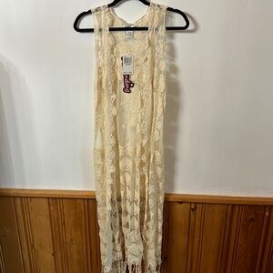 Ivory lace Shaw/ cover up